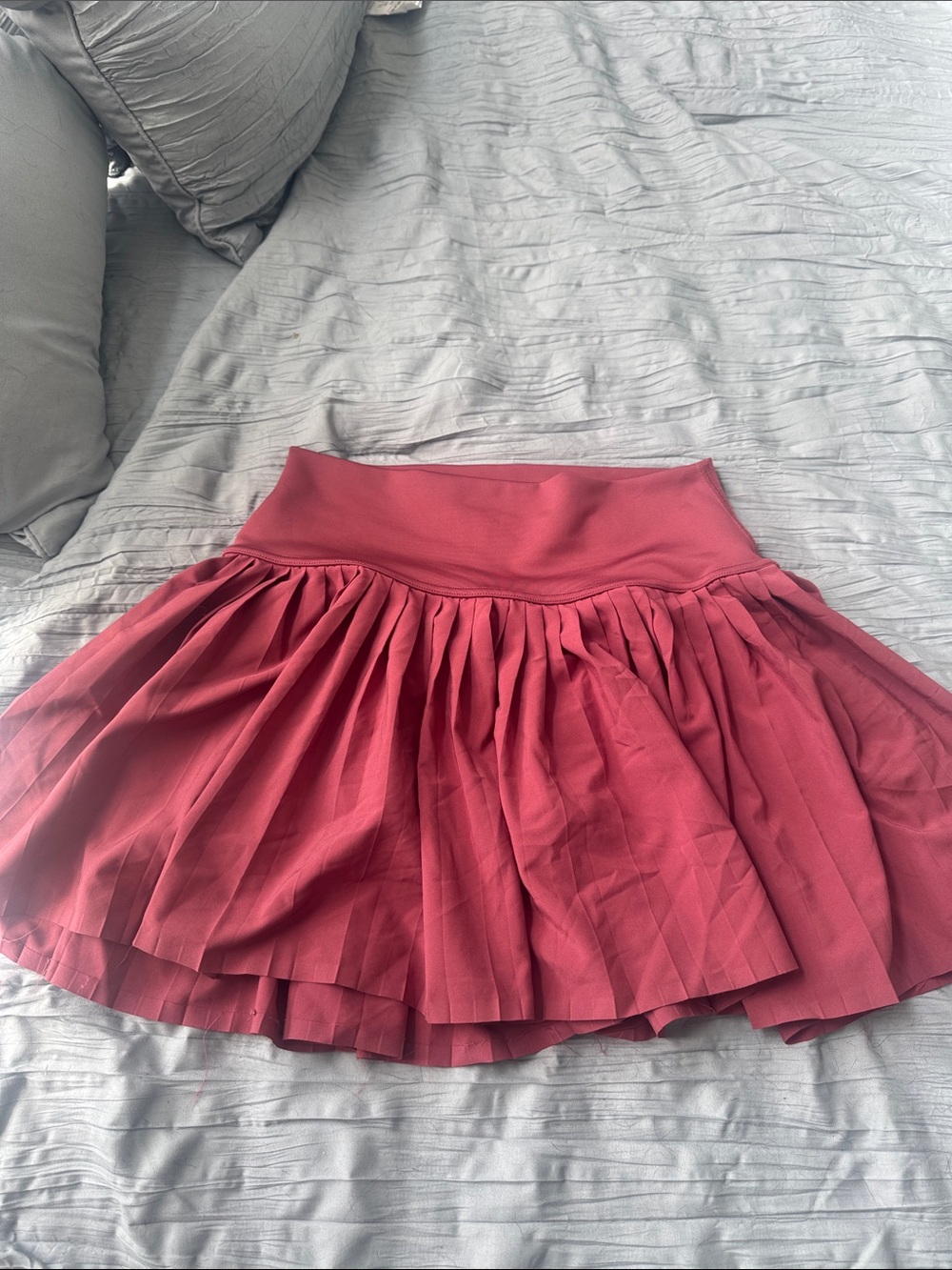 ALO Yoga Dusty Rose tennis skirt